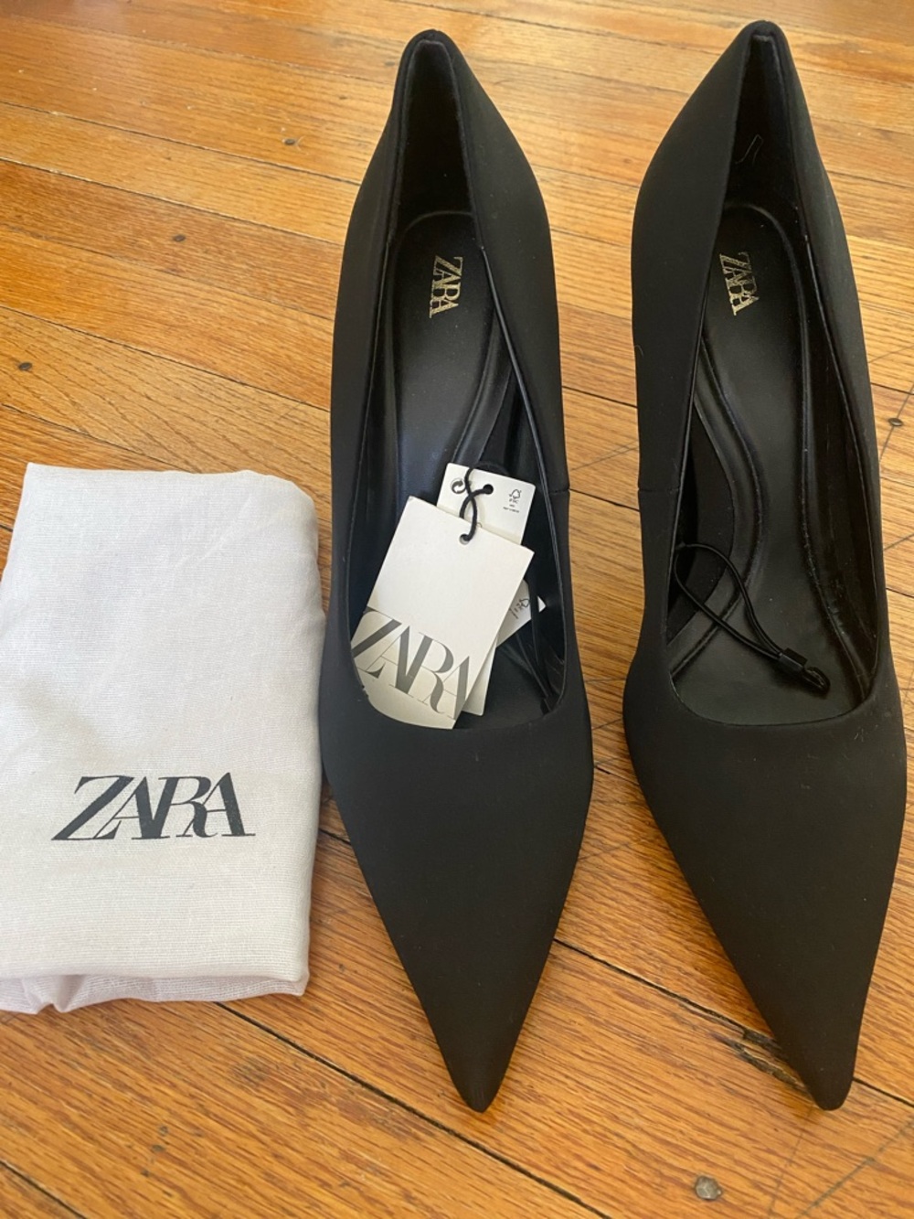 ZARA Black Pointed Toe Stiletto Pumps